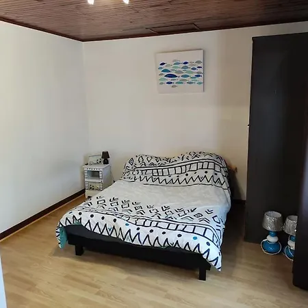 Maison A Cote De La *