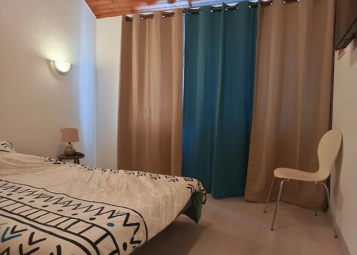 Maison A Cote De La * Flamanville