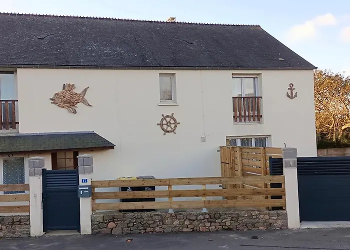 Maison A Cote De La * Flamanville